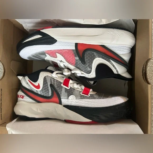 NIKE KYRIE 8 GO GS 'WHITE UNIVERSITY RED-BLACK’ NiB 4.5Y - Picture 7 of 15